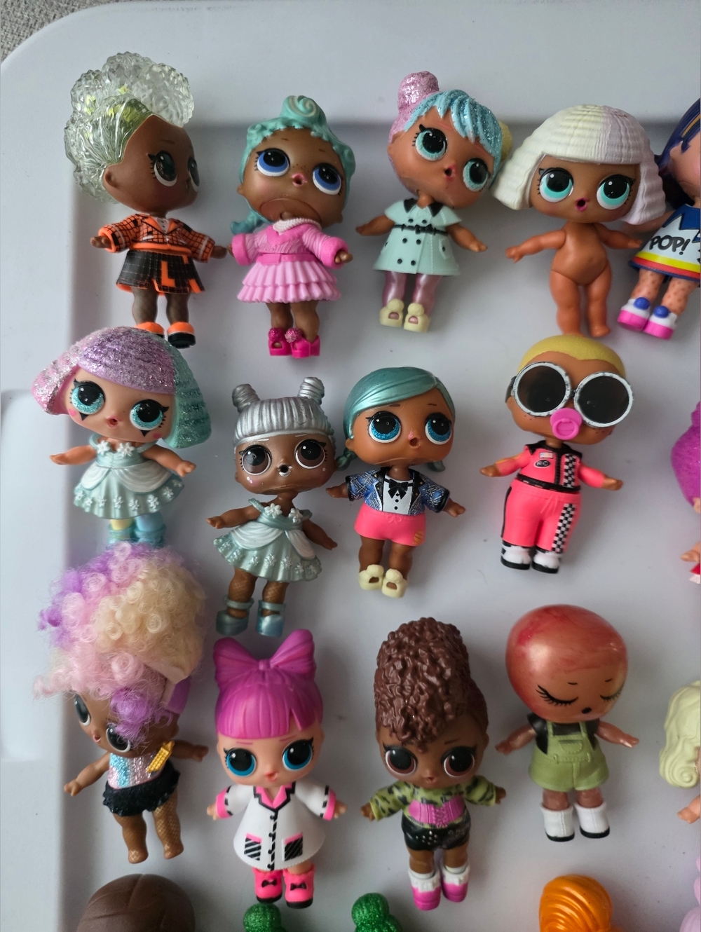 L.O.L. Surprise! Assorted Kids Dolls - Mixed Colors - Picture 5 of 6